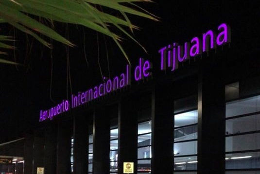 Cierran aeropuerto de Tijuana